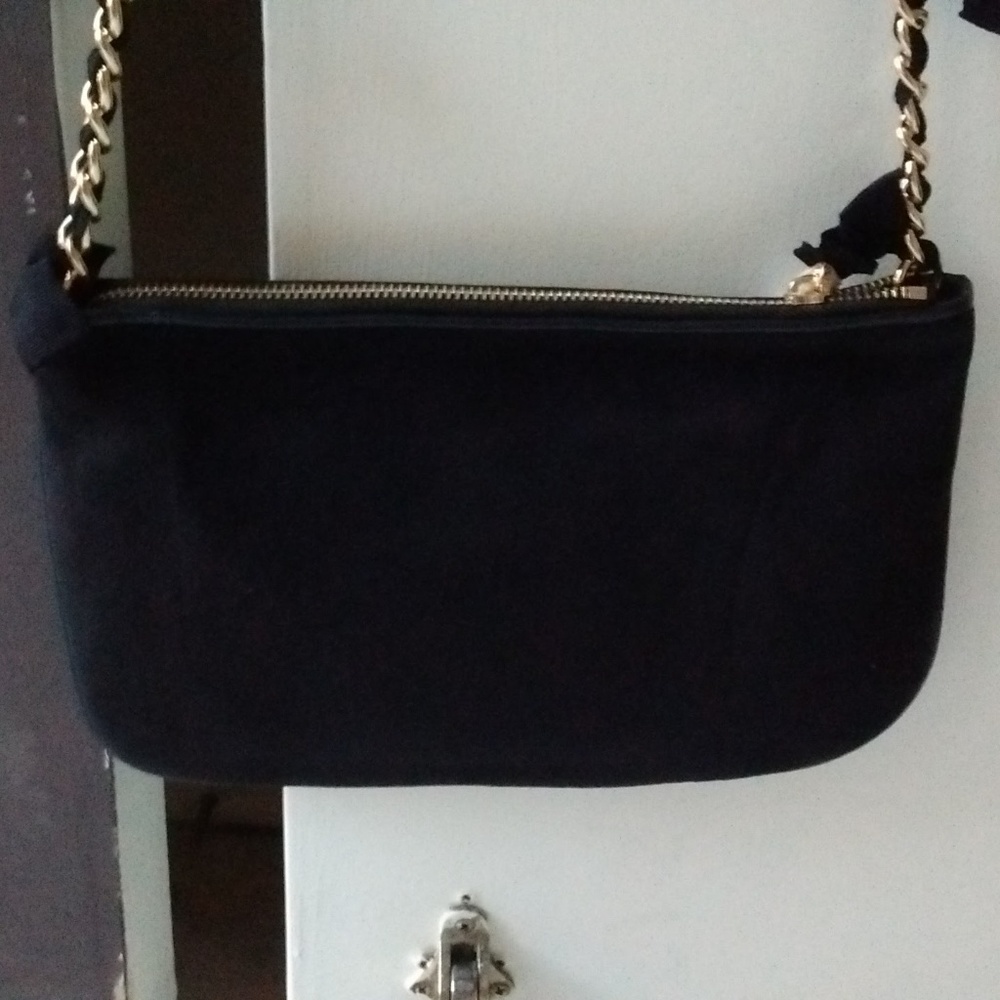 Juicy Couture - Picture 5 of 5